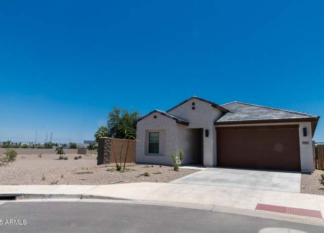 Property at 7933 N 79th Ave, Glendale, AZ 85303, 4 beds, 2 baths