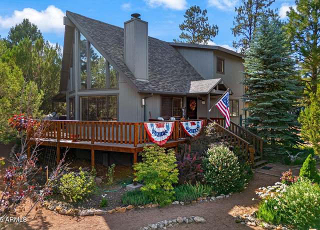 Property at 2231 Eagle Ln, Overgaard, AZ 85933, 2 beds, 3 baths