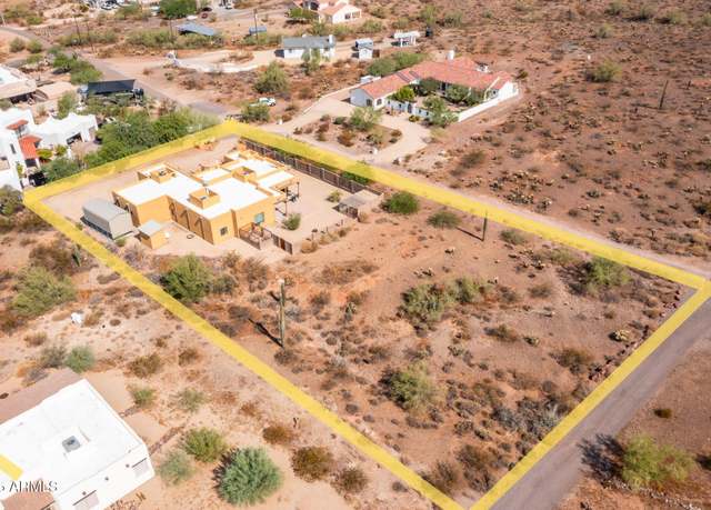 Property at 323 W Quartz Rock Rd, Phoenix, AZ 85085, 4 beds, 2.5 baths