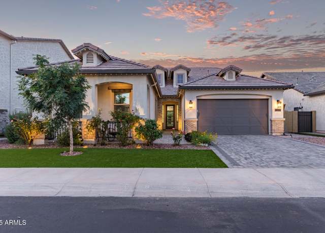 Property at 2316 E Canary Dr, Gilbert, AZ 85297, 4 beds, 3 baths