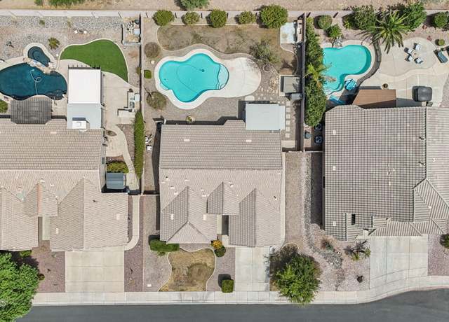 Property at 129 N Joshua Tree Ln, Gilbert, AZ 85234, 3 beds, 2 baths