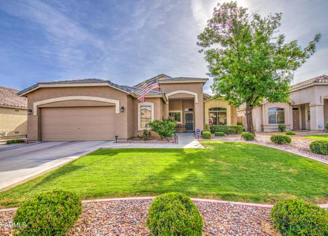 Property at 907 S Ash St, Gilbert, AZ 85233, 3 beds, 2 baths