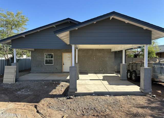 Property at 1110 E Pierce St, Phoenix, AZ 85006, 4 beds, 2 baths