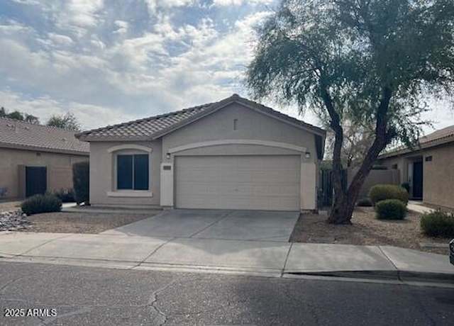 Property at 4051 W Buckskin Trl, Phoenix, AZ 85083, 3 beds, 2 baths