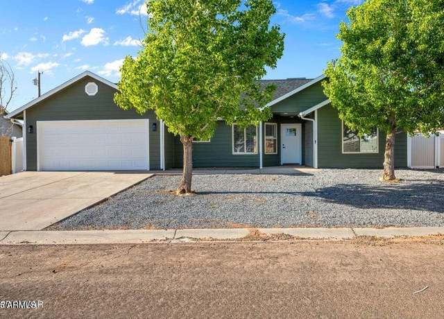 Property at 780 E Cobble Ln, Taylor, AZ 85939, 4 beds, 2 baths