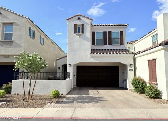 Property at 272 E Markwood Dr, Chandler, AZ 85286, 3 beds, 3.5 baths