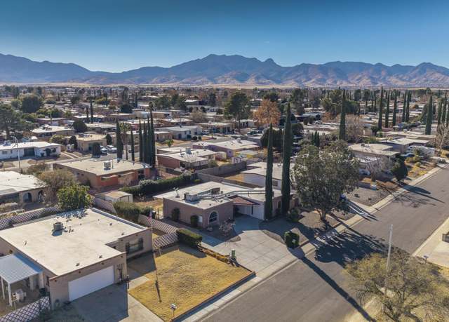 Property at 1088 Ocotillo Dr, Sierra Vista, AZ 85635, 4 beds, 2 baths