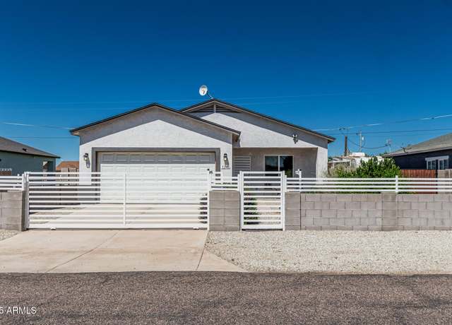 Property at 32102 N Walnut St, Wittmann, AZ 85361, 3 beds, 2 baths