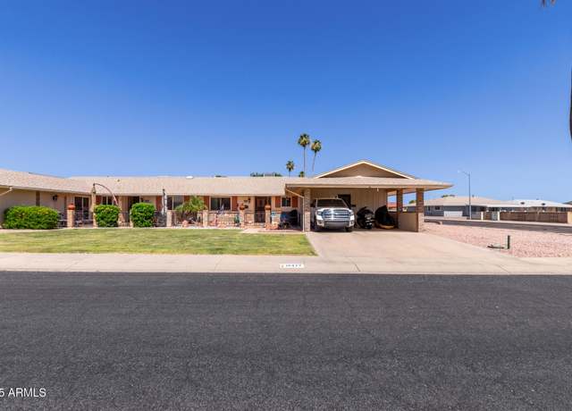 Property at 10439 W Kingswood Cir, Sun City, AZ 85351, 2 beds, 2 baths
