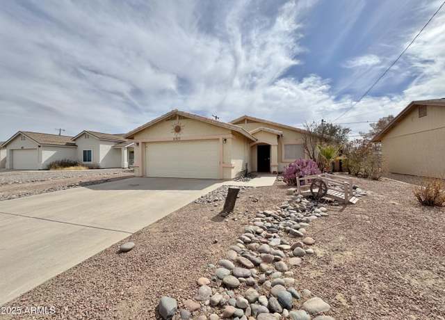 Property at 8977 W Pineveta Dr, Arizona City, AZ 85123, 3 beds, 2 baths