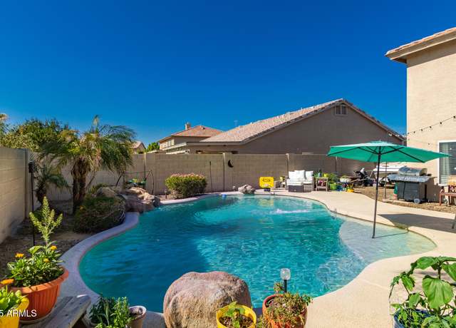 Property at 26066 N 72nd Ave, Peoria, AZ 85383, 6 beds, 3 baths