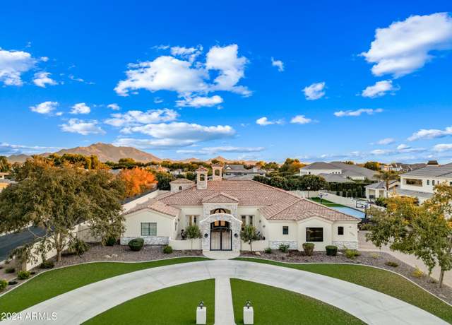 Property at 2335 E Plum St, Gilbert, AZ 85298, 4 beds, 4.5 baths