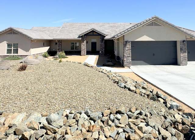 Property at 15140 E Countryside Rd, Mayer, AZ 86333, 4 beds, 2.5 baths