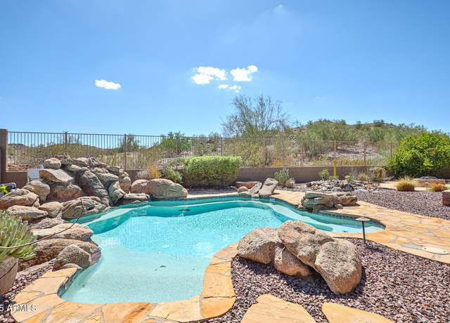 Property at 18391 W Verdin Rd, Goodyear, AZ 85338, 4 beds, 2 baths