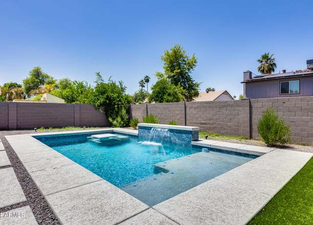 Property at 2616 S Extension Rd, Mesa, AZ 85210, 4 beds, 2 baths