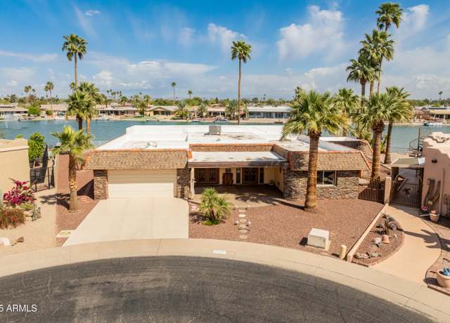Property at 13839 N Crown Pt, Sun City, AZ 85351, 2 beds, 2 baths
