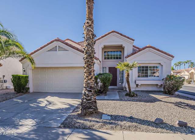 Property at 823 W Bradford Dr, Gilbert, AZ 85233, 3 beds, 2.5 baths