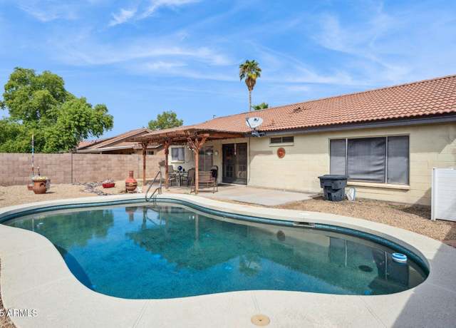 Property at 1231 E Douglas Ave, Gilbert, AZ 85234, 3 beds, 2 baths