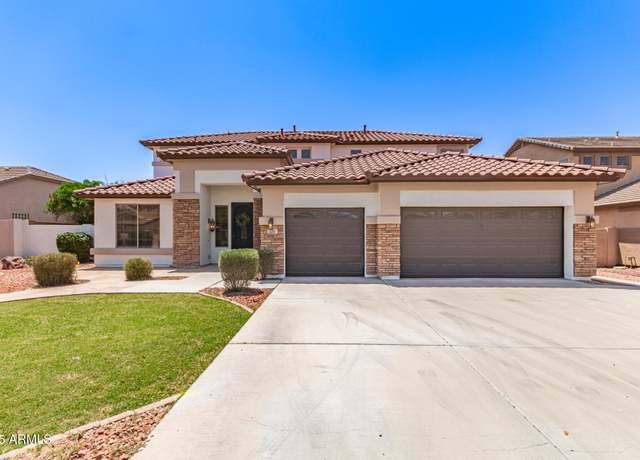 Property at 135 E Julian Dr, Gilbert, AZ 85295, 5 beds, 3 baths