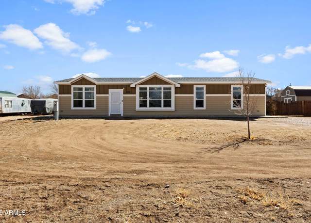 Property at 975 Mylo Dr, Chino Valley, AZ 86323, 3 beds, 2 baths