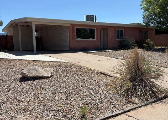 Property at 4910 E Foothills Dr, Sierra Vista, AZ 85635, 3 beds, 2 baths