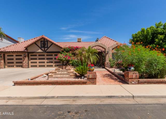 Property at 1114 W Meseto Ave, Mesa, AZ 85210, 4 beds, 2 baths