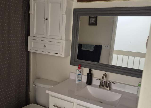 Property at 2946 N 14th St #13, Phoenix, AZ 85014, 2 beds, 1.5 baths
