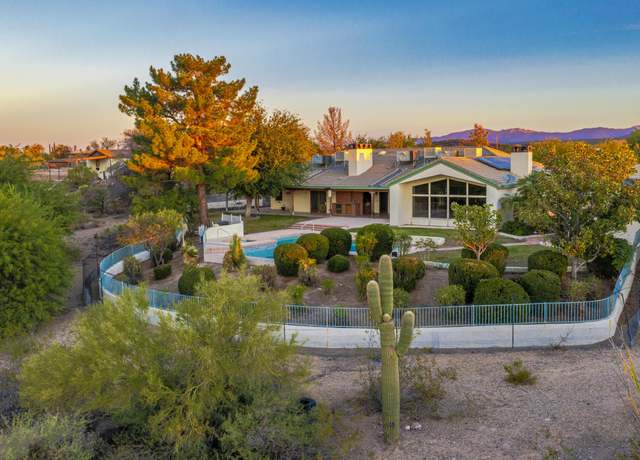 Property at 2190 N Vulture Mine Rd, Wickenburg, AZ 85390, 3 beds, 4.5 baths