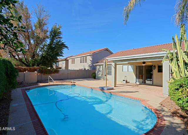 Property at 4047 E Rowel Rd, Phoenix, AZ 85050, 3 beds, 2 baths