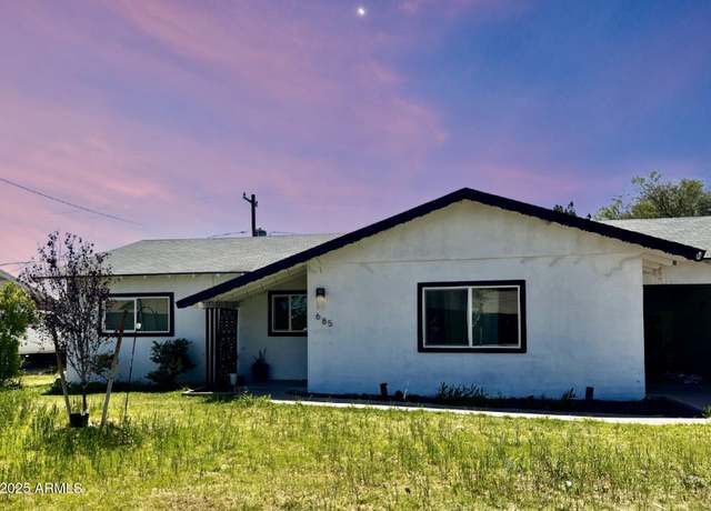 Property at 685 W Shannon St, Chandler, AZ 85225, 3 beds, 2 baths