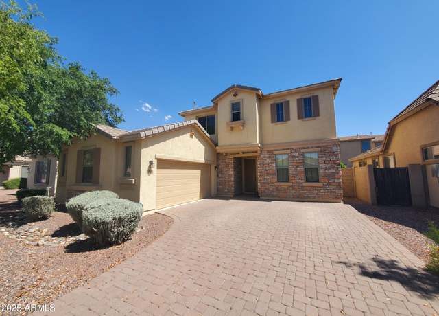 Property at 5635 W Huntington Dr, Laveen, AZ 85339, 4 beds, 3 baths