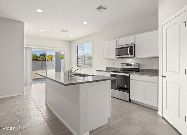Property at 1372 W Hess Ave, Coolidge, AZ 85128, 3 beds, 2 baths