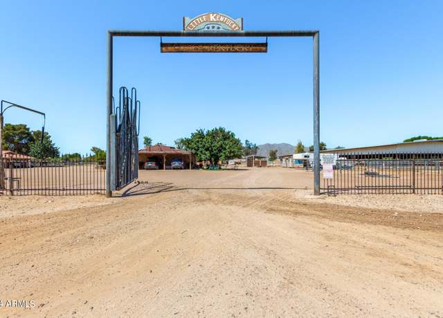 Property at 7220 N 185th Ave, Waddell, AZ 85355, 8 beds, 5 baths