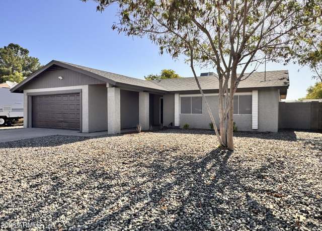 Property at 10637 N 65th Ave, Glendale, AZ 85304, 3 beds, 2 baths
