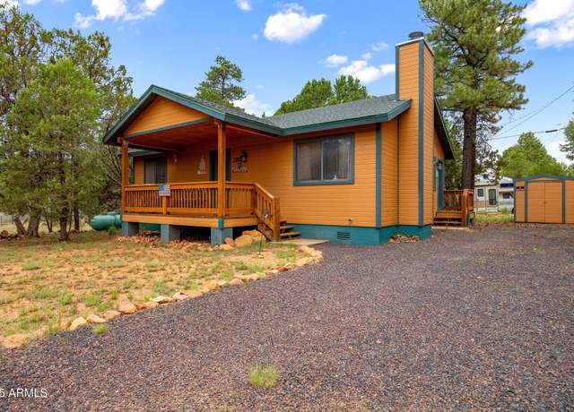 Property at 2086 Pinewood Dr, Overgaard, AZ 85933, 2 beds, 1 bath