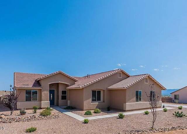 Property at 6741 E Vaquero Cir, Hereford, AZ 85615, 4 beds, 2 baths