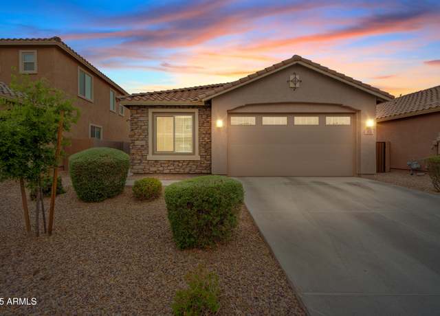 Property at 377 W Pinnacle Ridge Dr, San Tan Valley, AZ 85140, 4 beds, 2 baths