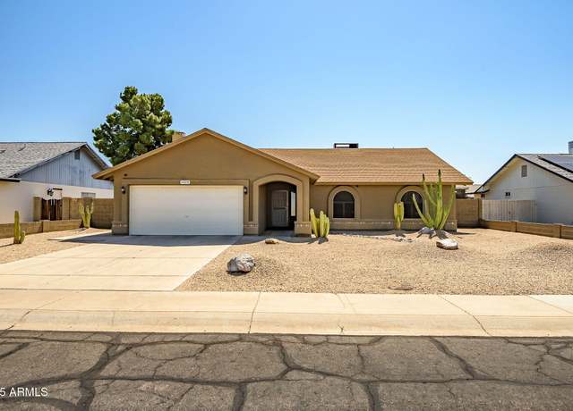 Property at 11231 N 77th Dr, Peoria, AZ 85345, 3 beds, 2 baths