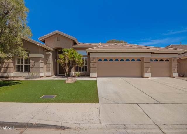 Property at 6616 W Robin Ln, Glendale, AZ 85310, 4 beds, 3 baths