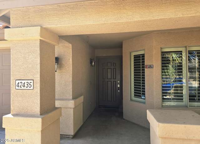 Property at 42435 W Desert Fairways Dr, Maricopa, AZ 85138, 4 beds, 2.5 baths