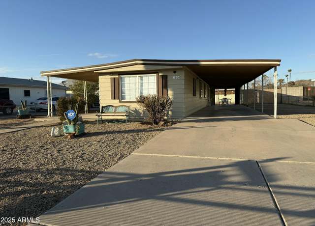 Property at 1926 E Grovers Ave, Phoenix, AZ 85022, 2 beds, 2 baths