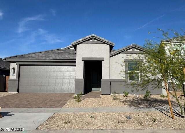 Property at 10039 S 23rd Dr, Phoenix, AZ 85041, 4 beds, 3 baths