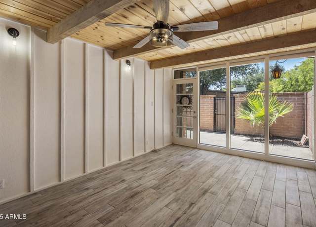 Property at 3002 N 32nd St #3, Phoenix, AZ 85018, 2 beds, 1 bath