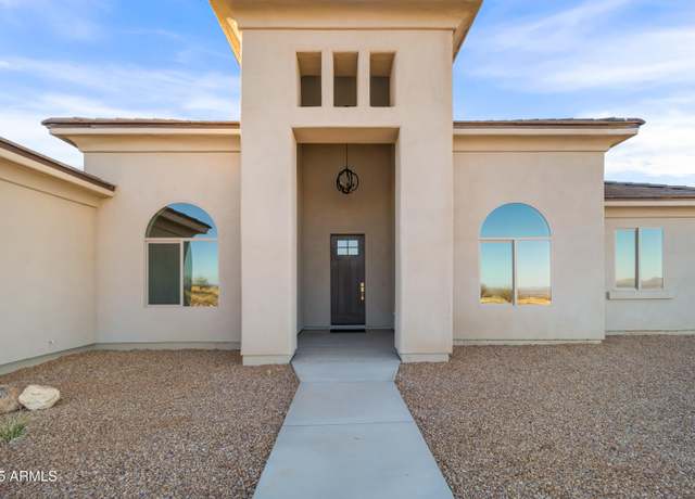 Property at 9170 S Hackney Pl, Hereford, AZ 85615, 4 beds, 3 baths