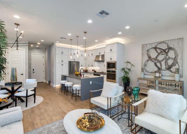 Property at 1910 W Desert Hollow Dr, Phoenix, AZ 85085, 3 beds, 2.5 baths