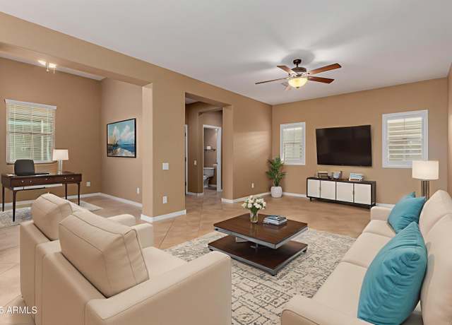 Property at 21136 N 36th Pl, Phoenix, AZ 85050, 3 beds, 2.5 baths