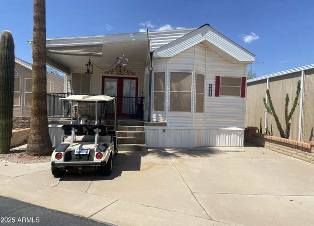 Property at 2082 W Klamath Ave, Apache Junction, AZ 85119, 1 bed, 2 baths