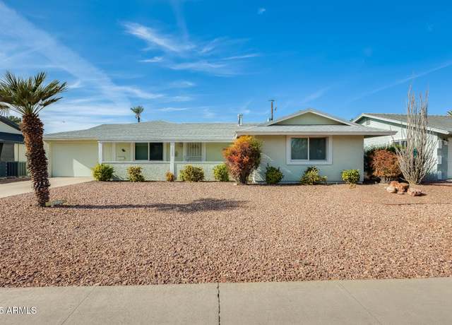 Property at 11002 N 109th Ave, Sun City, AZ 85351, 2 beds, 1.75 baths