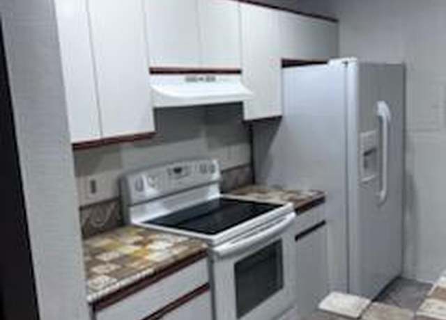 Property at 8055 E Thomas Rd Unit H103, Scottsdale, AZ 85251, 3 beds, 2 baths