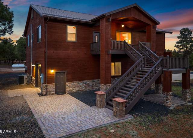 Property at 2271 Lindbergh Rd, Overgaard, AZ 85933, 3 beds, 2.5 baths
